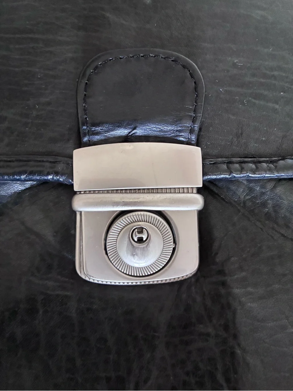 Pelle Studio Green/Black Leather Briefcase Messenger Work Bag